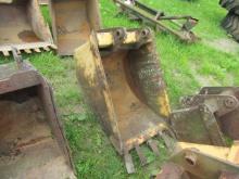 EXCAVATOR BUCKET 24"