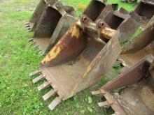 EXCAVATOR BUCKET 24" ROUGH