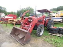 CASE IH 385 WITH CASE IH 2250 LOADER CANOPY