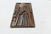 TRAY OF CHISELS