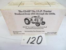 Co-op #3 LP tractor, Spec Cast