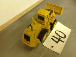 G 9888 Payloader 	NZG Modelle, West Germany		1/32 scale