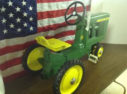 JD 10 pedal w/cast seat,  restored	Dubuque, IA	Eska