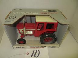 Ertl  IH 1568 V8 1994 3rd in series of 4 Limited Edition