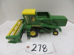 Ertl	JD combine	1/25 scale
