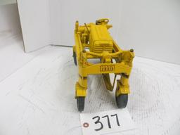 Hyster	lumber carrier