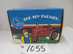Ertl	Farmall Super M-TA  The Toy Farmer