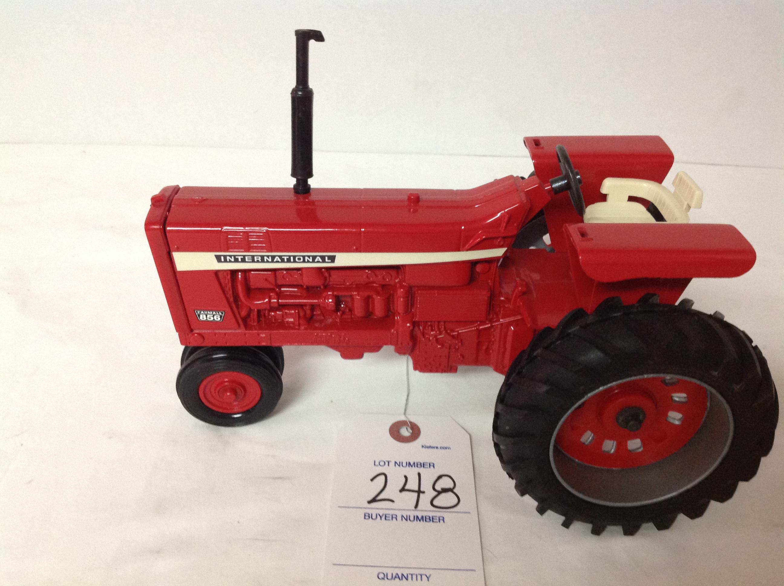 IH 856 w/nf