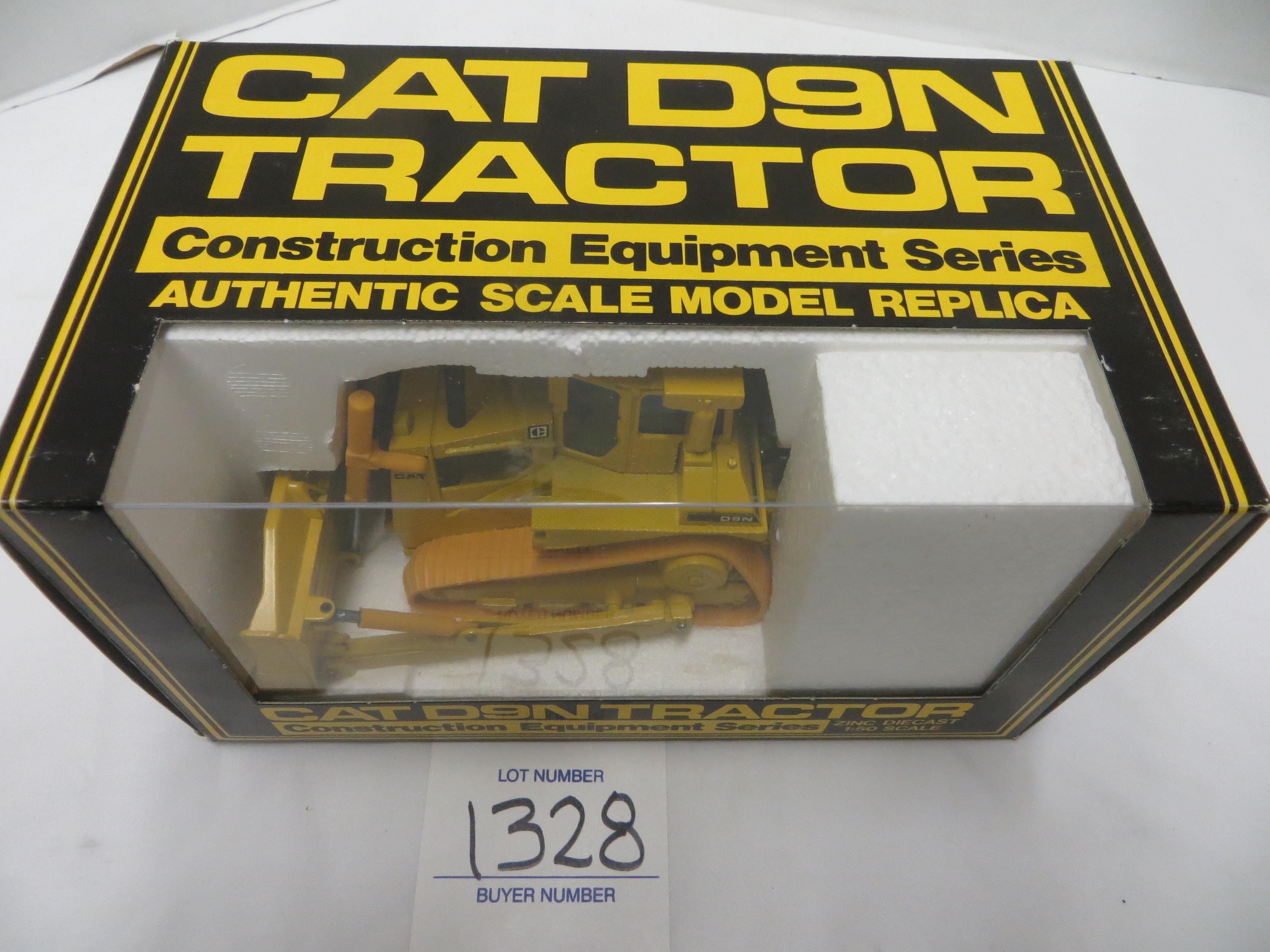 Cat D9N Tractor Construction Equip Series  1/50 Scale
