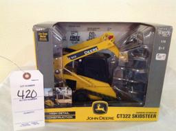 JD CT 322 Skid steer