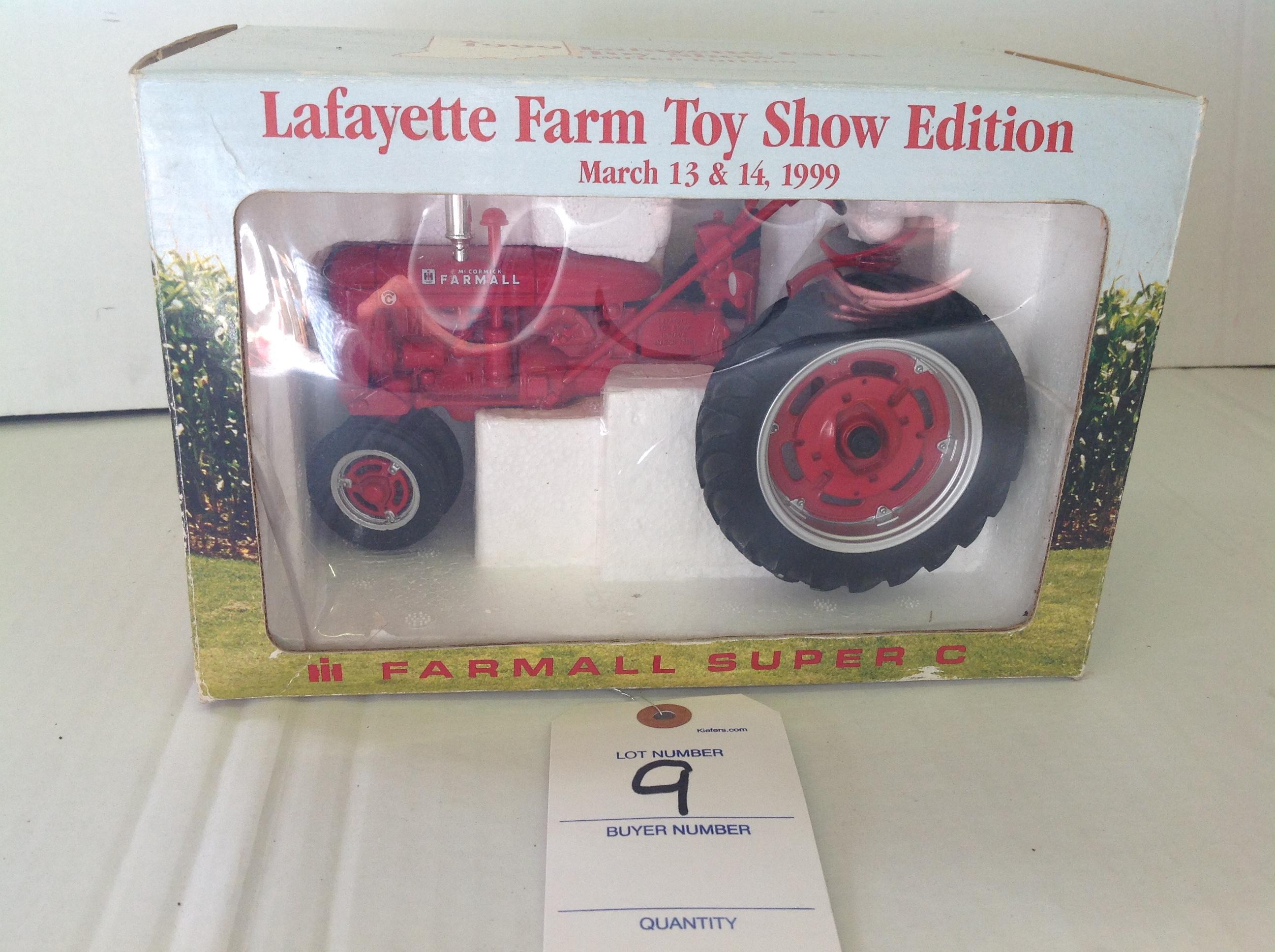 Ertl Farmall Super C 1999 Lafayette Farm Show Edition