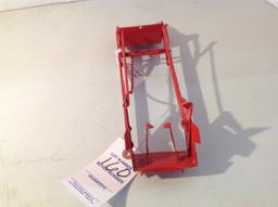 Tru Scale McCormick Loader