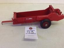 Eska McCormick Deering manure spreader, repaint