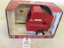 New Idea 4665 Round Baler, Ertl