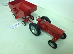 Tru-Scale tractor & Gravity Box