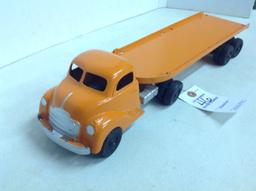 Hubley low boy delivery truck, Vintage made in England in the 40's, repaint