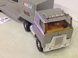 Vintage Ertl International truck, Nascar trailer w/ramp and supply carrier