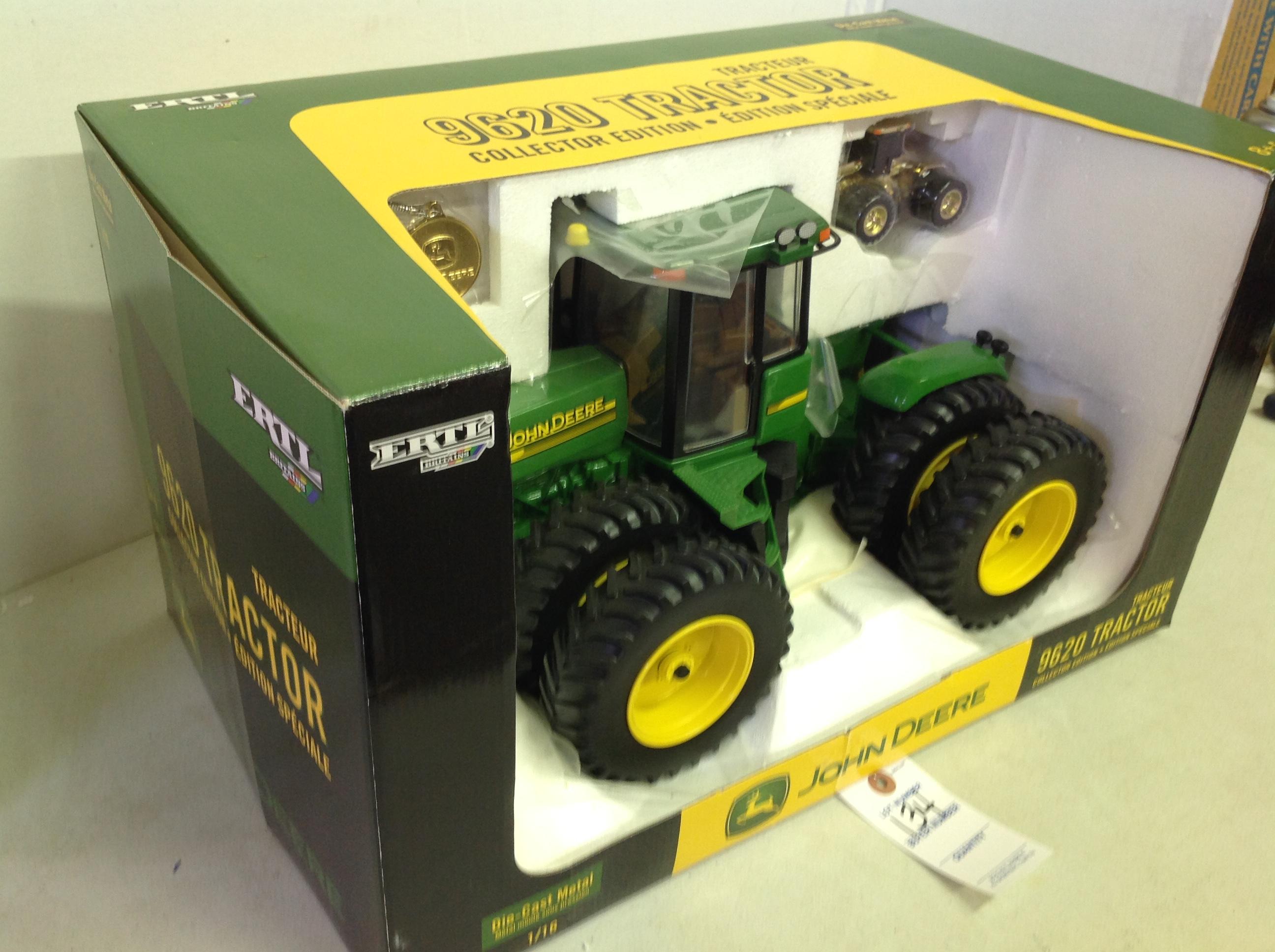 John Deere 9620 Collector Edition, NIB w/gold medallion & gold replica 1/64