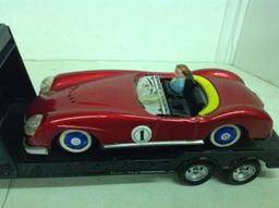 Ertl, Peterbilt car hauler w/Vintage Early Latta Frizione Racing Tin Toy Sp