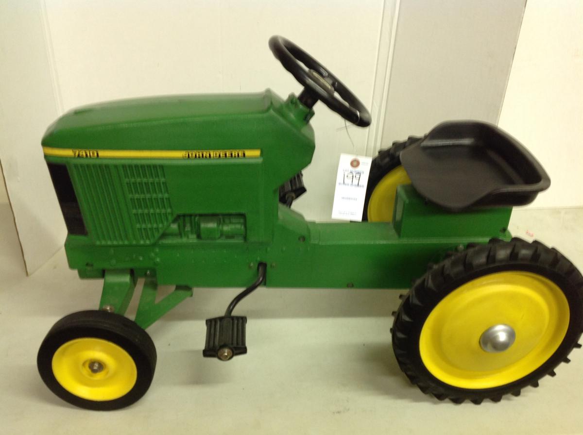 1990 John Deere 7410 pedal tractor, Ertl, Great Condition