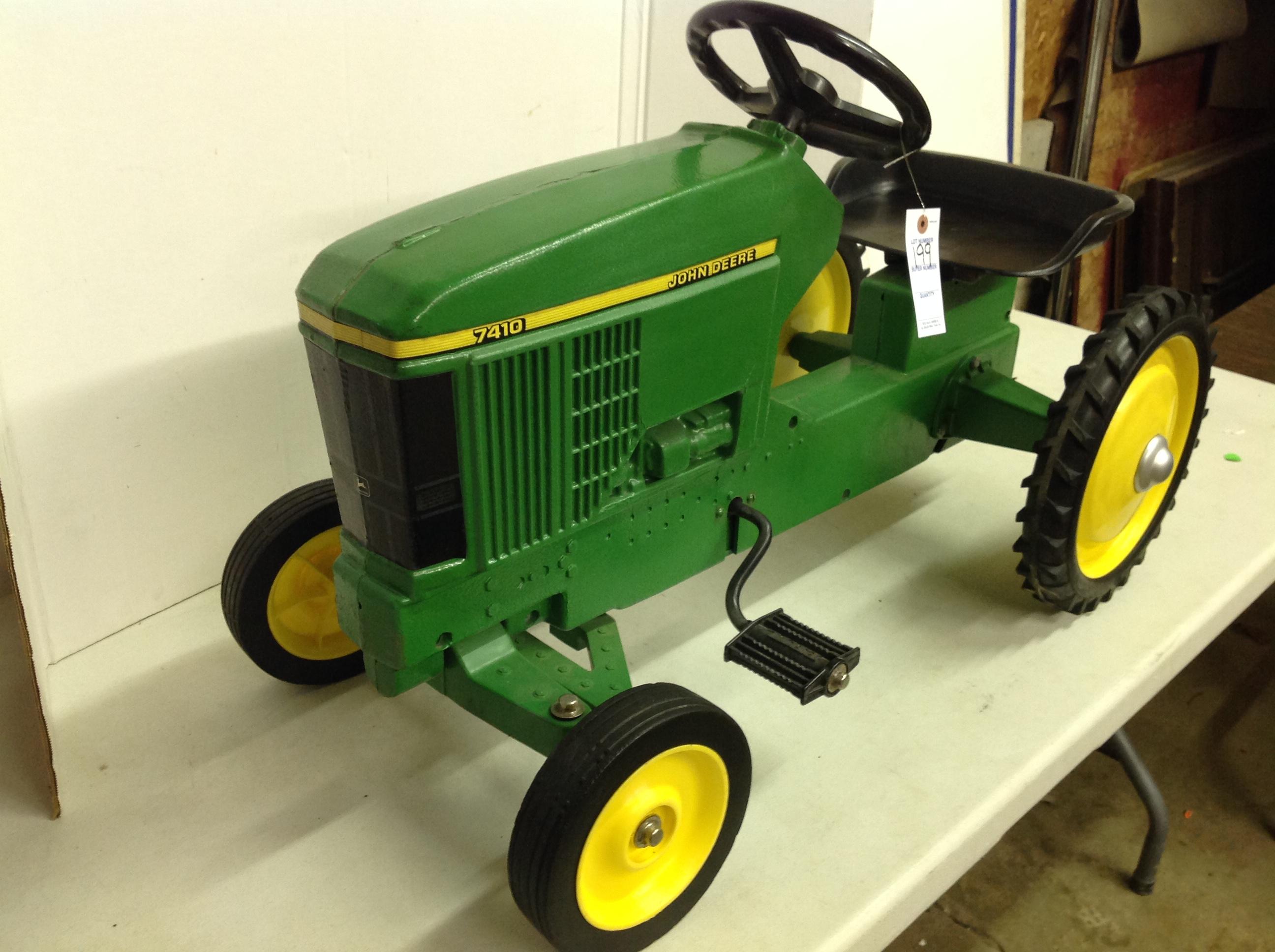 1990 John Deere 7410 pedal tractor, Ertl, Great Condition