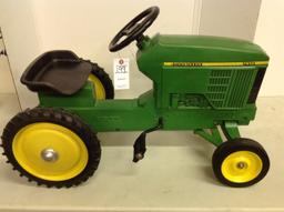 1990 John Deere 7410 pedal tractor, Ertl, Great Condition