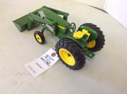 John Deere utility tractor w/loader