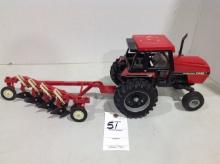 CIH 2594 tractor  1985 Collector Series& 4 bottom IH plow