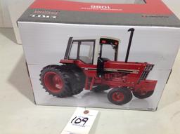 IH 1086 w/duals, Prestige Collection