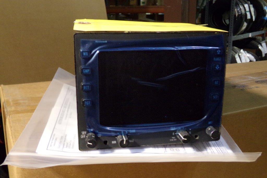 HONEYWELL WI-660 RADAR INDICATOR 7007700-641 (REPAIRED, HAS DENT IN TOP CASE)