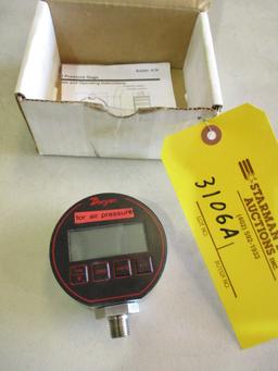 DWYER DIGITAL PRESSURE GAUGE 0-500 PSI MDL DPG-108