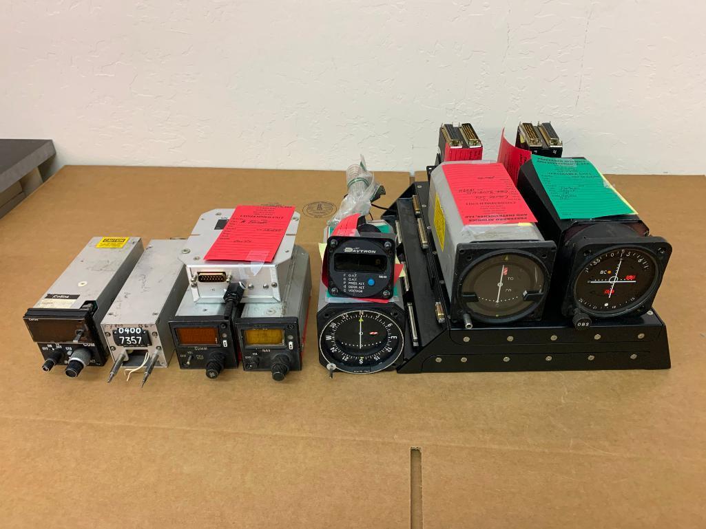 (LOT) ASSORTED AVIONICS (NEED REPAIR)