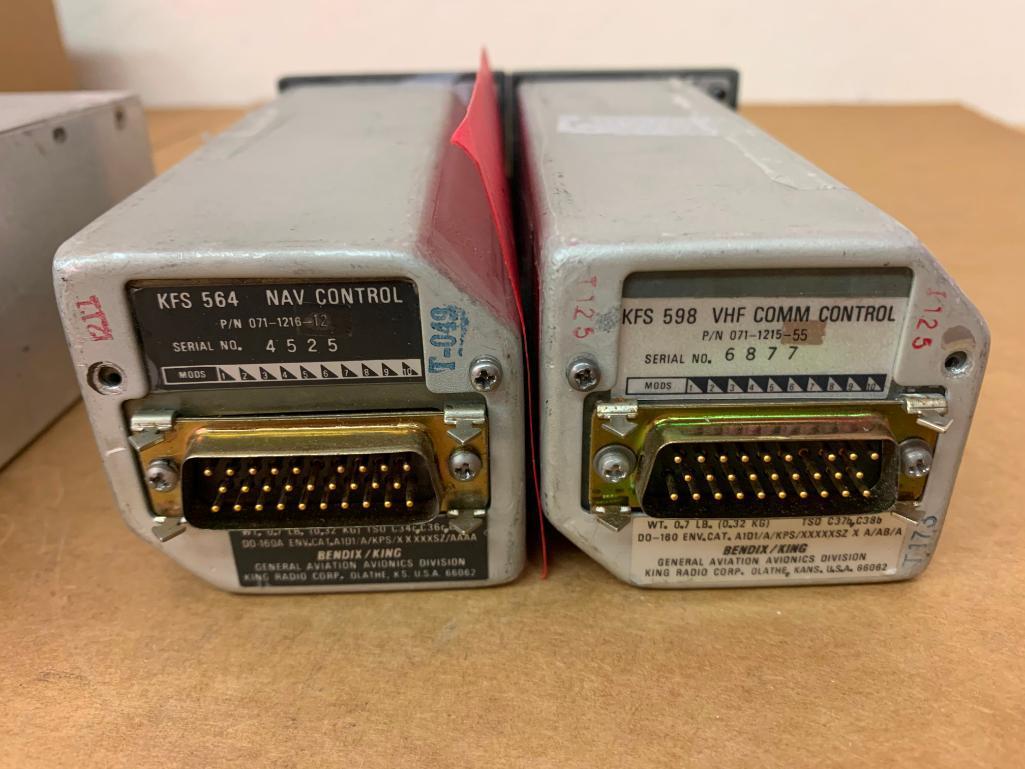 (LOT) ASSORTED AVIONICS (NEED REPAIR)
