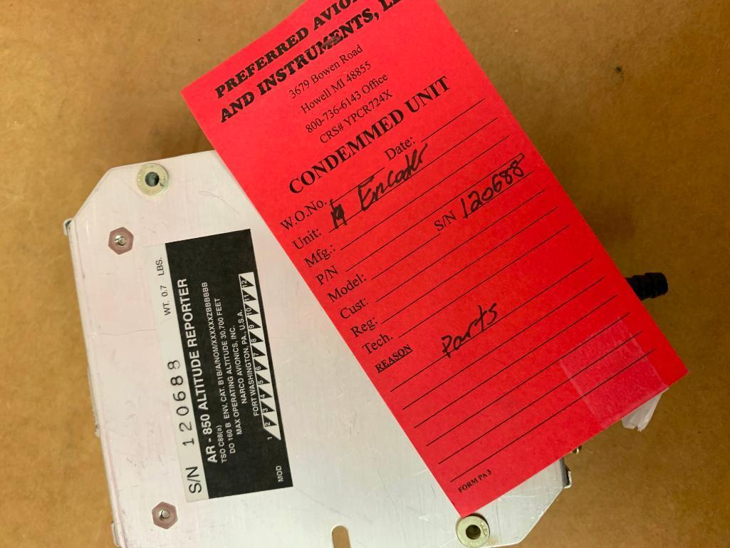 (LOT) ASSORTED AVIONICS (NEED REPAIR)