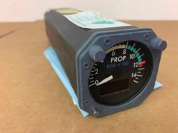DHC-8 AMETEK PROP RPM INDICATORS (1) 10169N03R00, (1) 10169N02R00 [ALT: 8SC0054]