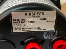 EC-130 UNITED INSTRUMENTS AIRSPEED INDICATOR 8000B.876 [ALT: 704A47113117] (REPAIRED)