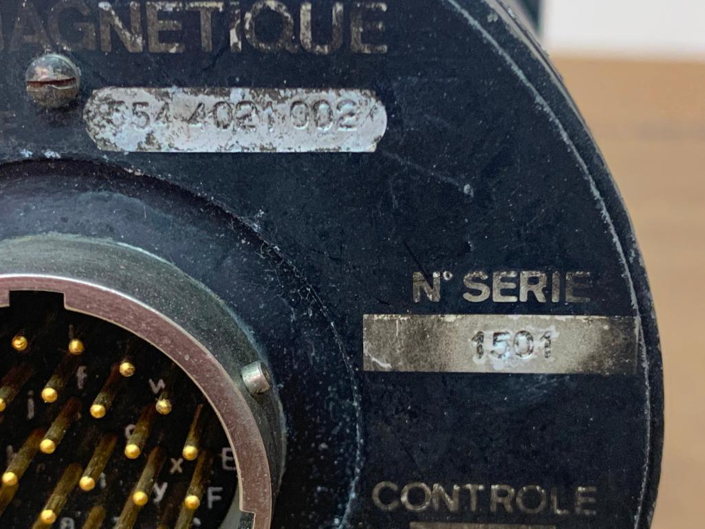 PUMA AEROSPATIALE RADIO MAGNETIC INDICATOR (2) 554-4021-002, (1) 540-4021-001 (AR)