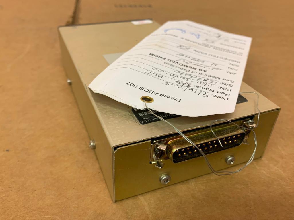 FREEFLIGHT TRI-40 RADAR ALTIMETER INDICATOR 1901-3040-00 (AR)