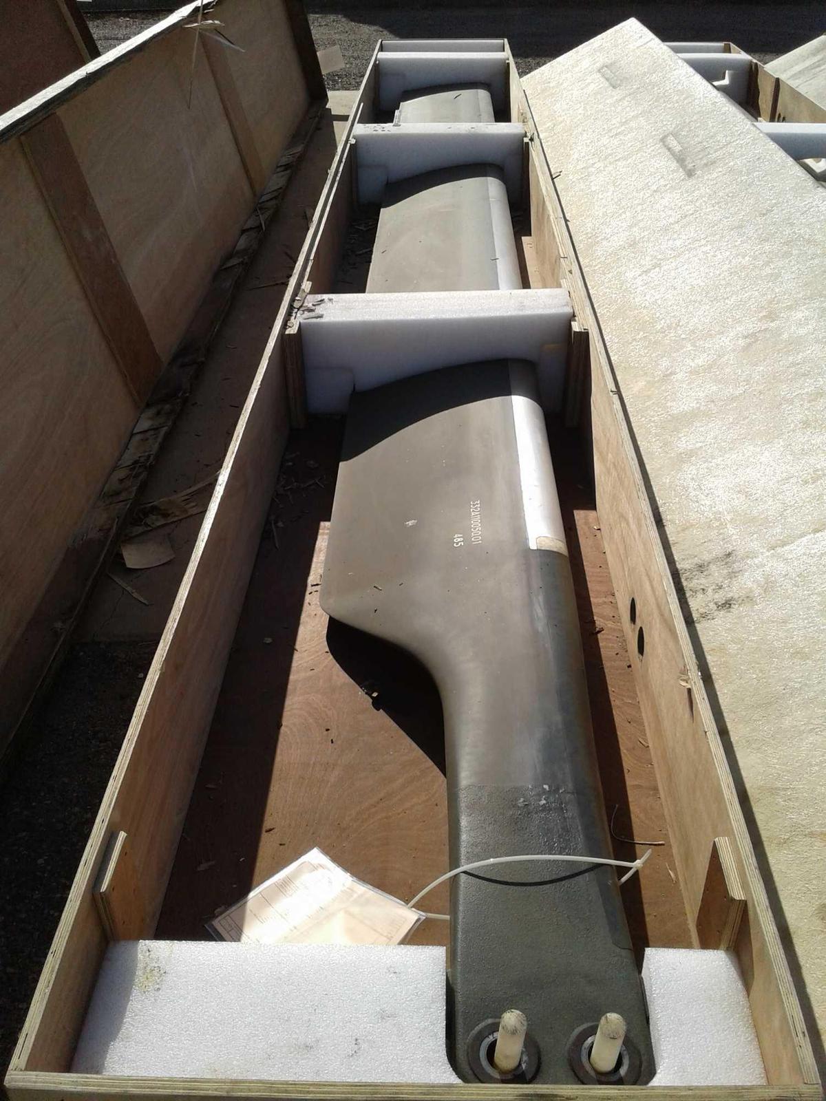 MAIN ROTOR BLADE 332A11005001 4027.8 HRS TOTAL TIME