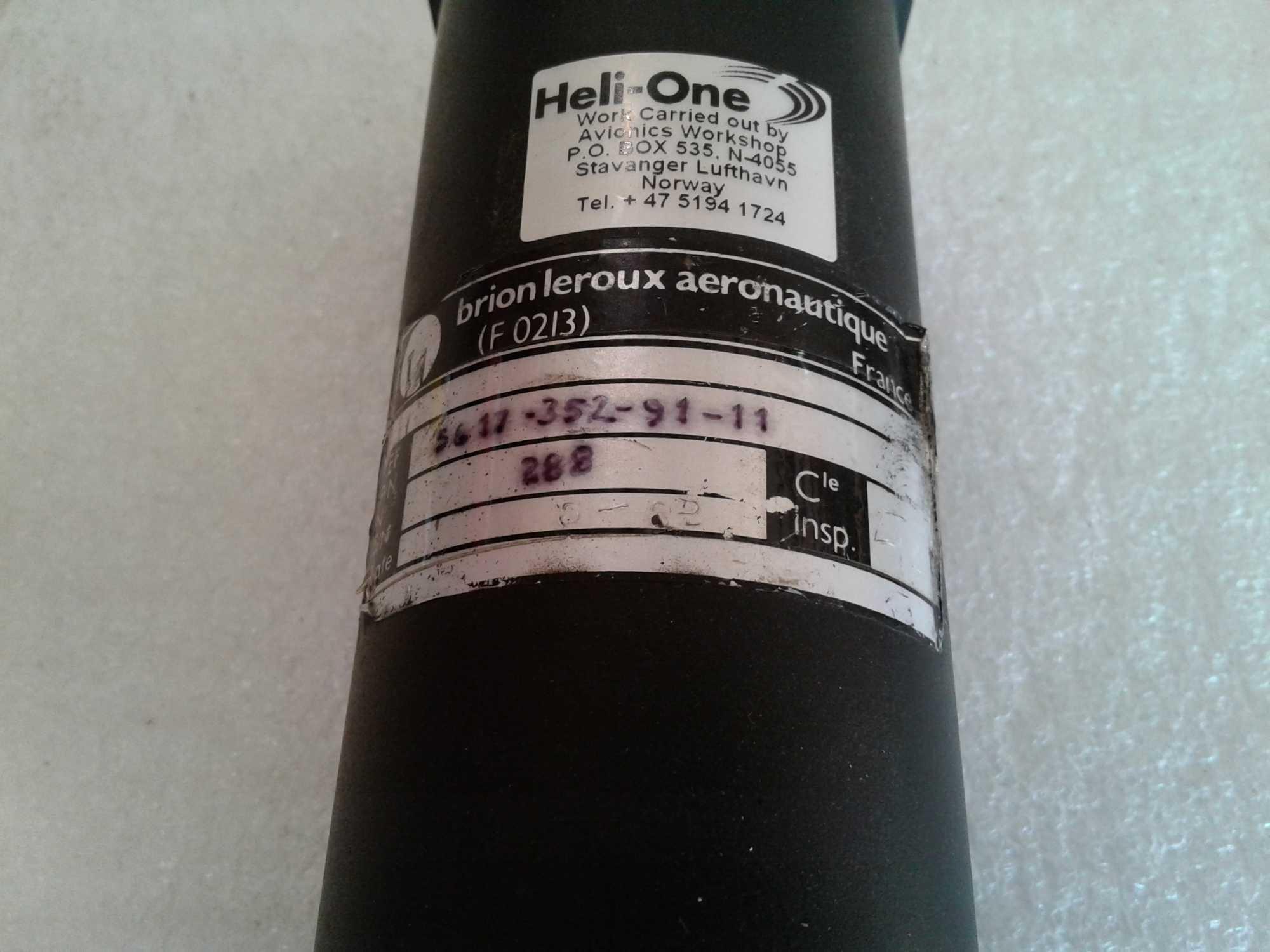 AS332 OIL PRESSURE/TEMP INDICATORS (AS REMOVED)