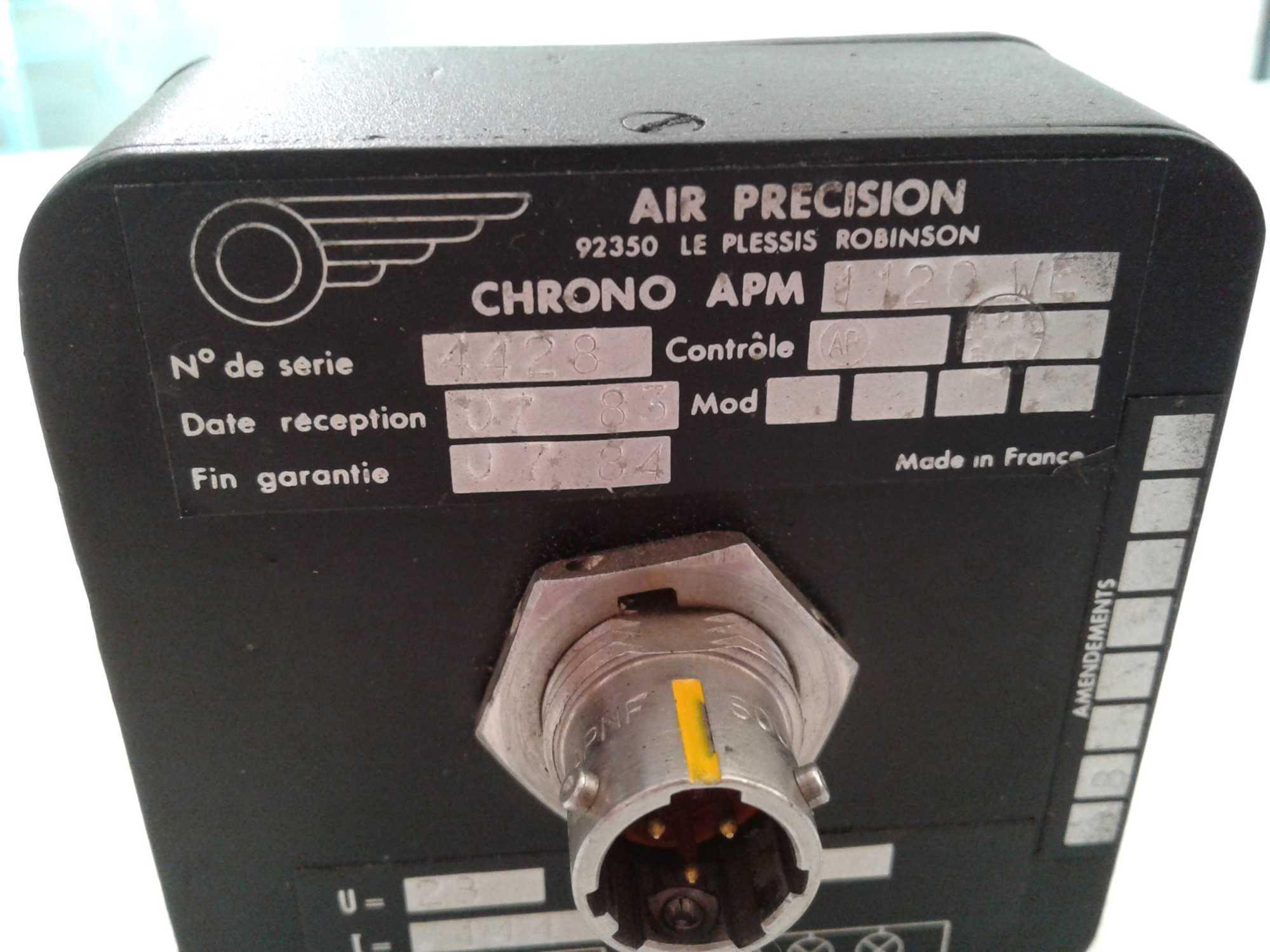 AIR PRECISION CLOCK APM 1120WE (REPAIRED)