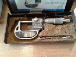 MICROMETERS & MICROMETER SET