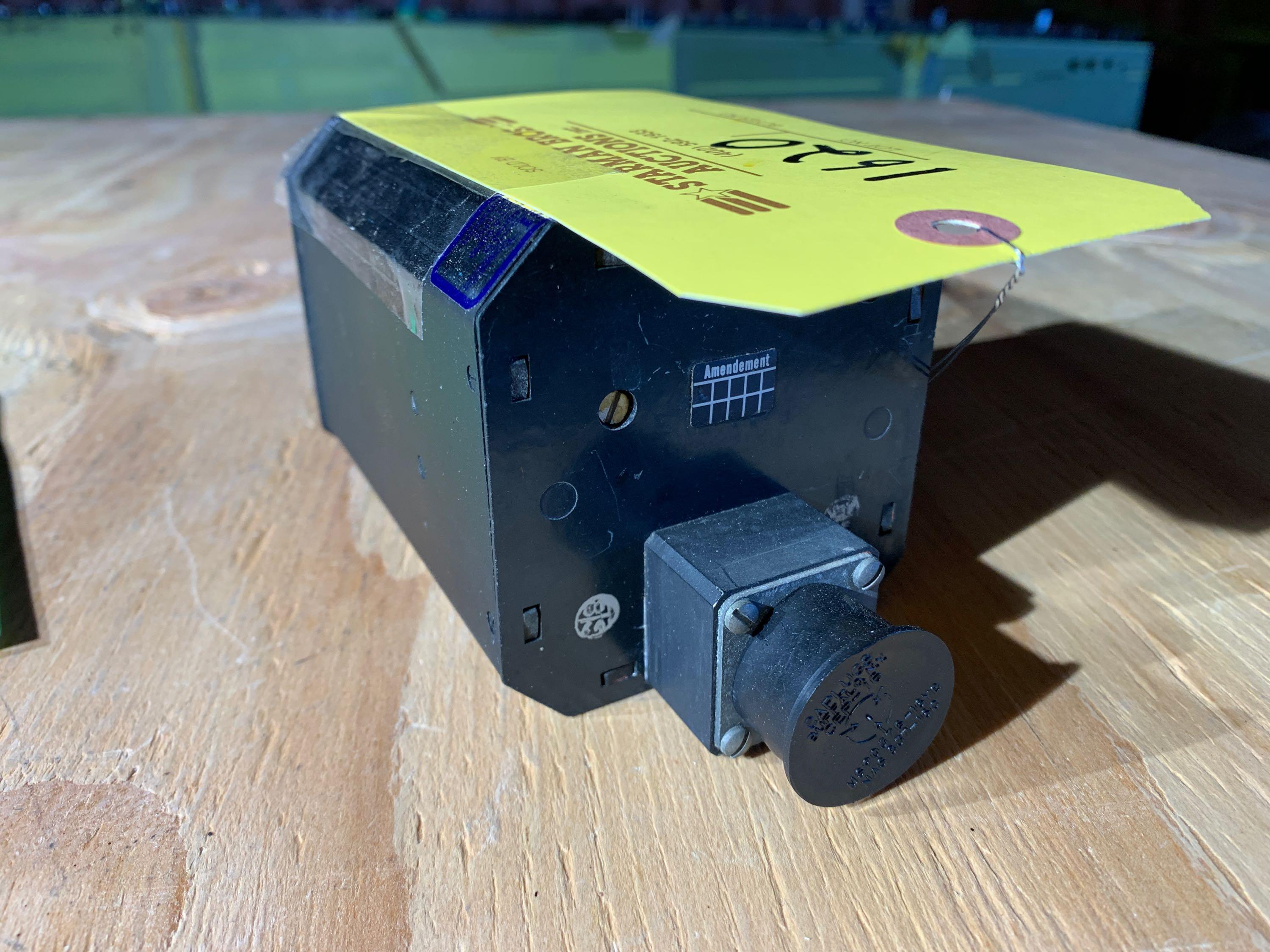 TRJ IND-021 RADIO ALTIMETER INDICATOR (1) 9599-607-12146, (1) 9599-607-12183