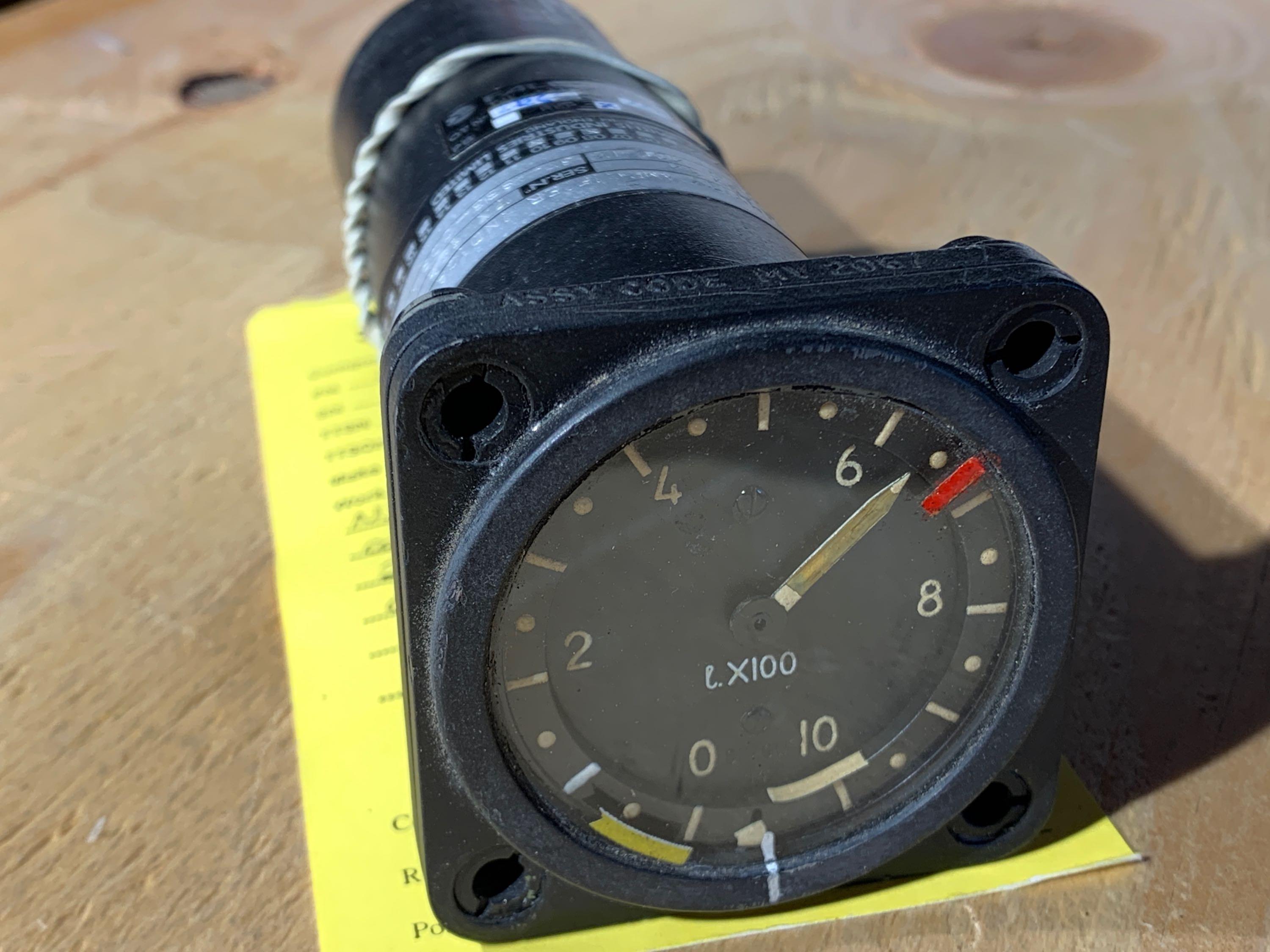SMITHS FUEL QTY INDICATOR SFGW14