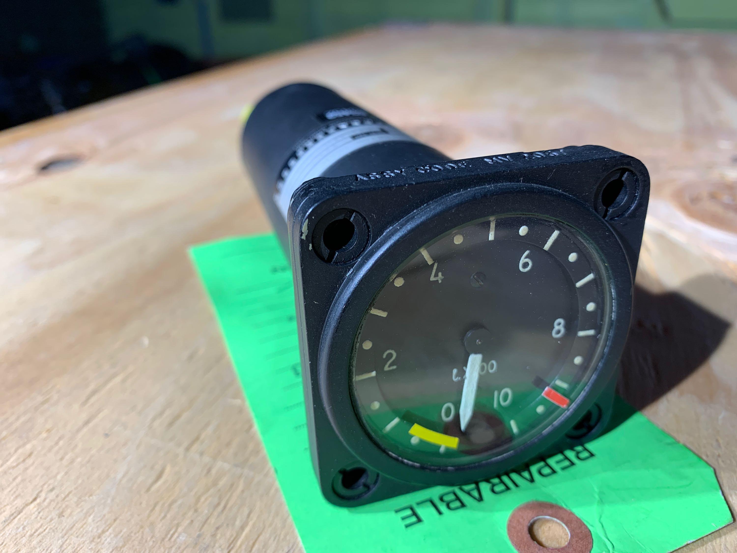 SMITHS FUEL QTY INDICATOR SFGW14