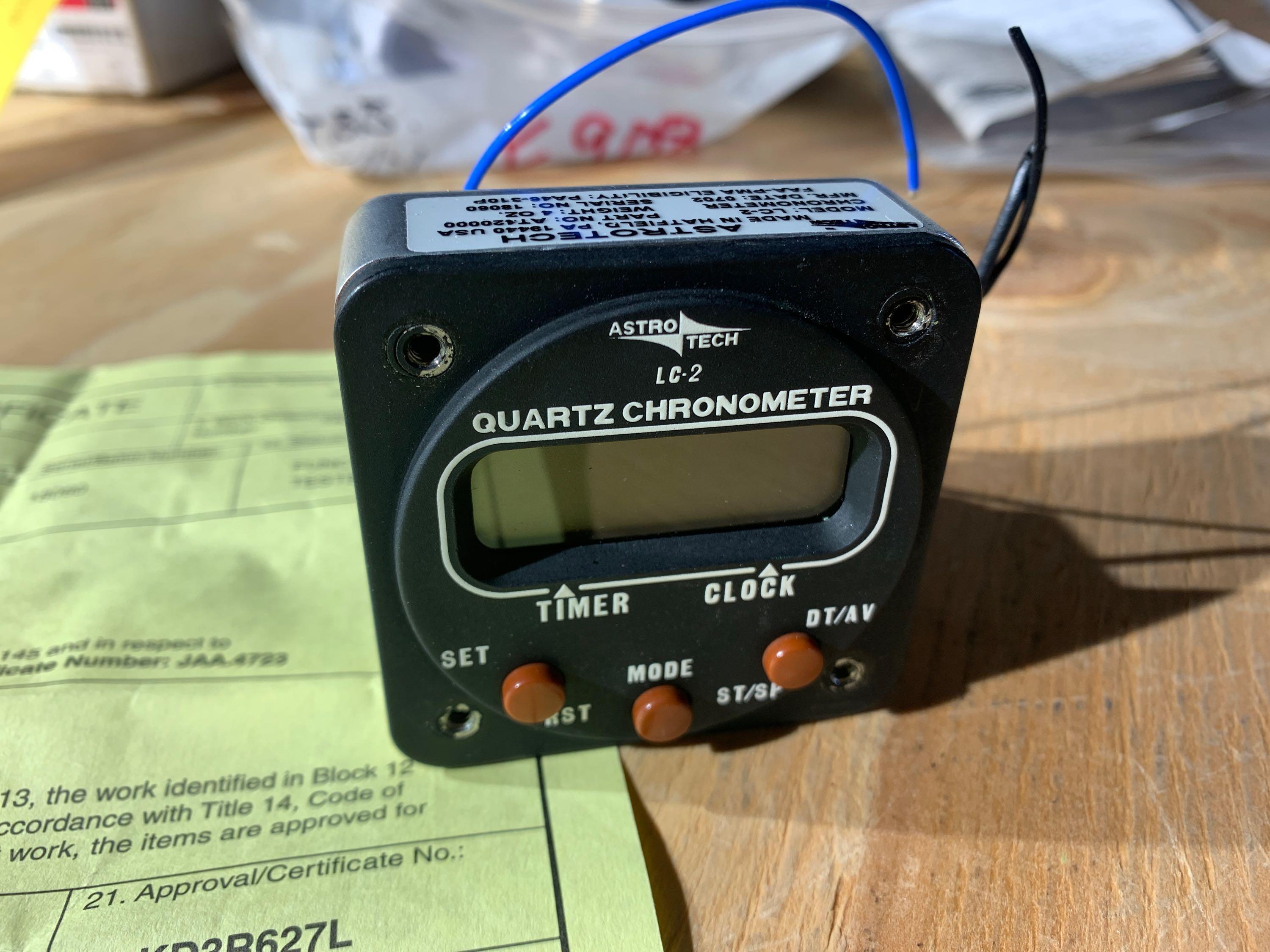 CLOCKS (1) AT420100 (NEW), (1) LC-2 (TESTED), (1) M800-28V-BAT (NEEDS REPAIR)