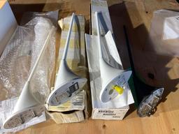 ELT ANTENNAS (1) 110-320 (NEW), (2) 110-318 (NO PPW), (1) 110-320-04 (REPAIRABLE)