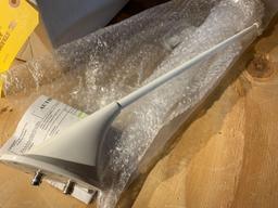 ELT ANTENNAS (1) 110-320 (NEW), (2) 110-318 (NO PPW), (1) 110-320-04 (REPAIRABLE)