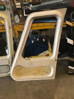 LONGRANGER DOORS (ALL HAVE DAMAGE)