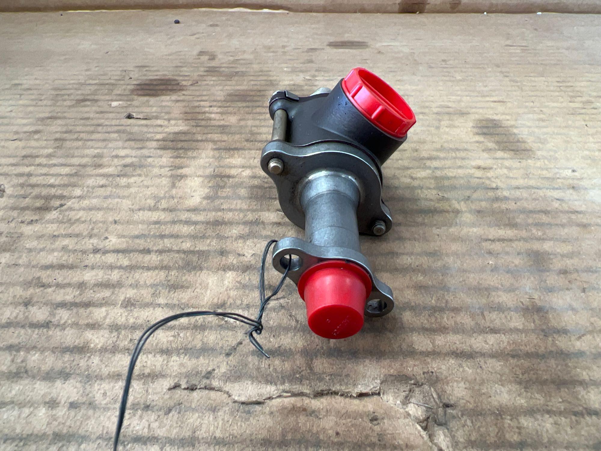 FUEL BOOST PUMP 1C45-5 & CHECK VALVE 0210145040 (BOTH NEED REPAIR)